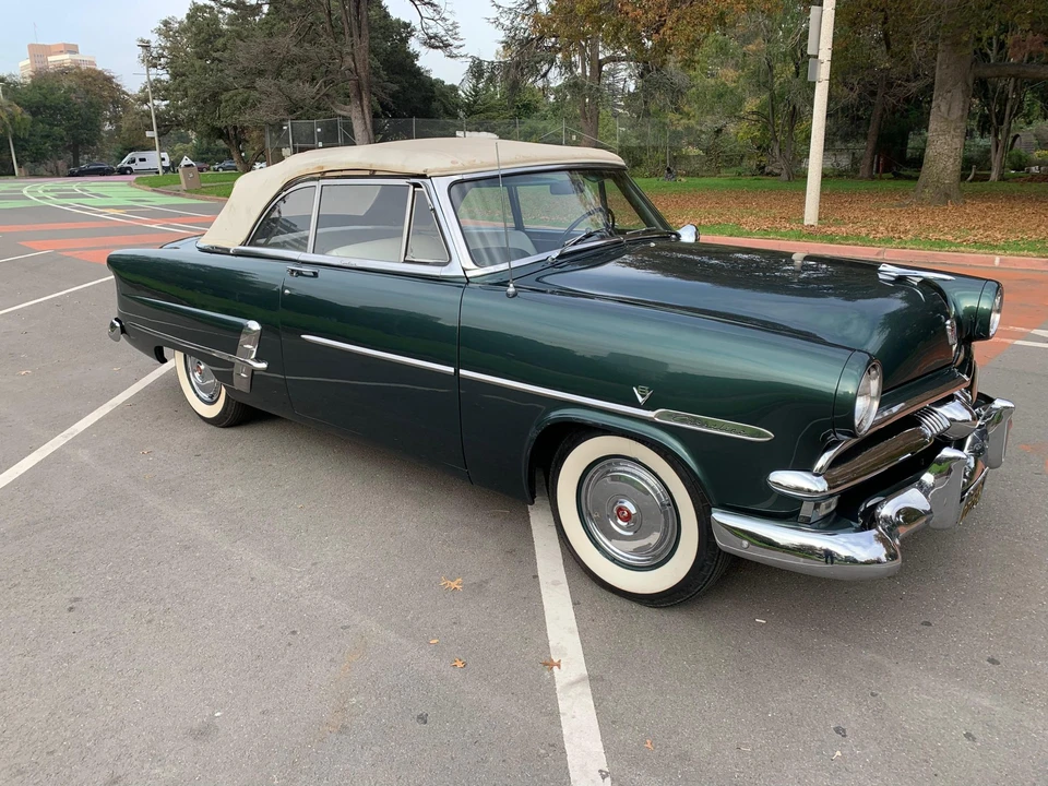 1953 Ford Crestline - Image 24 of 31