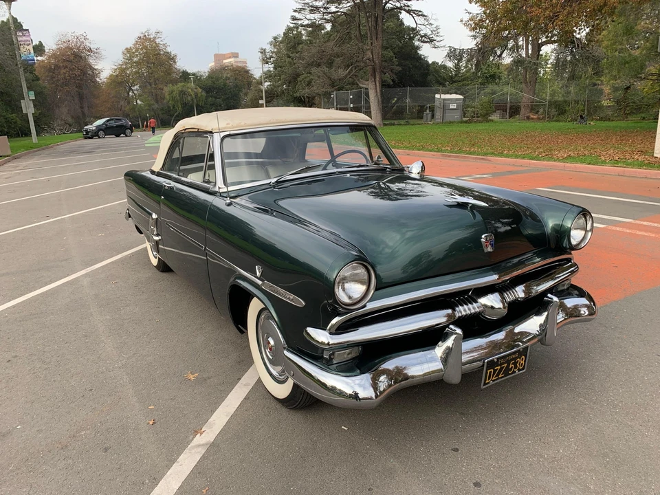 1953 Ford Crestline - Image 25 of 31