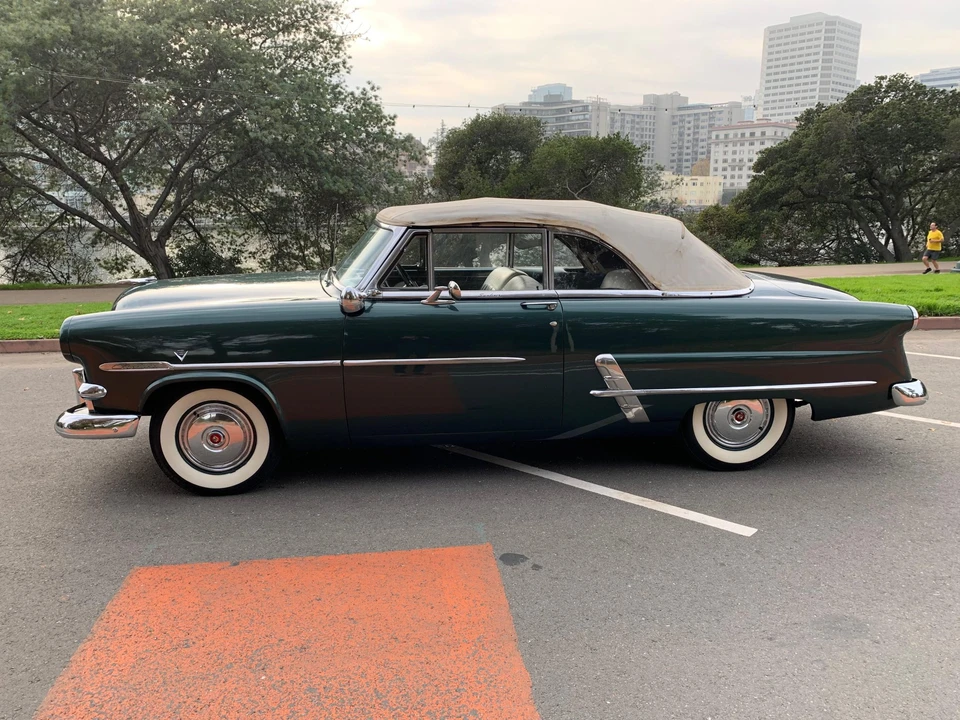1953 Ford Crestline - Image 17 of 31