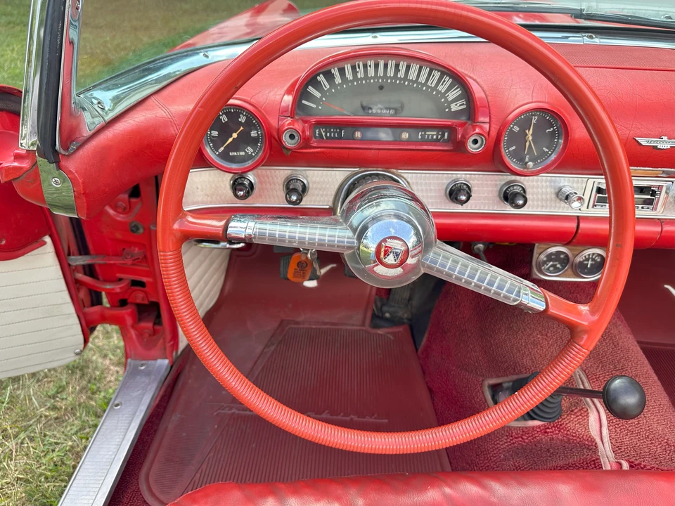 1955 Ford Thunderbird 1st Gen - Image 28 of 31