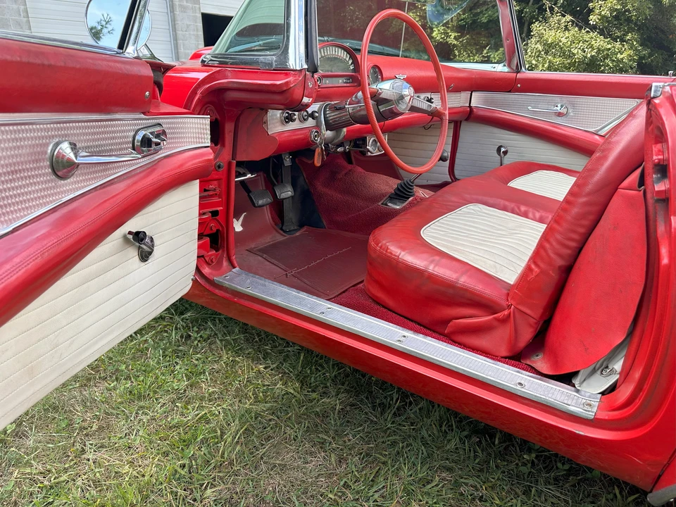 1955 Ford Thunderbird 1st Gen - Image 25 of 31