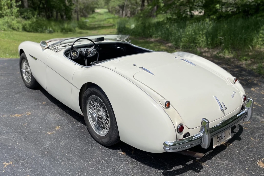 1956 Austin-Healey 100 - Image 8 of 31