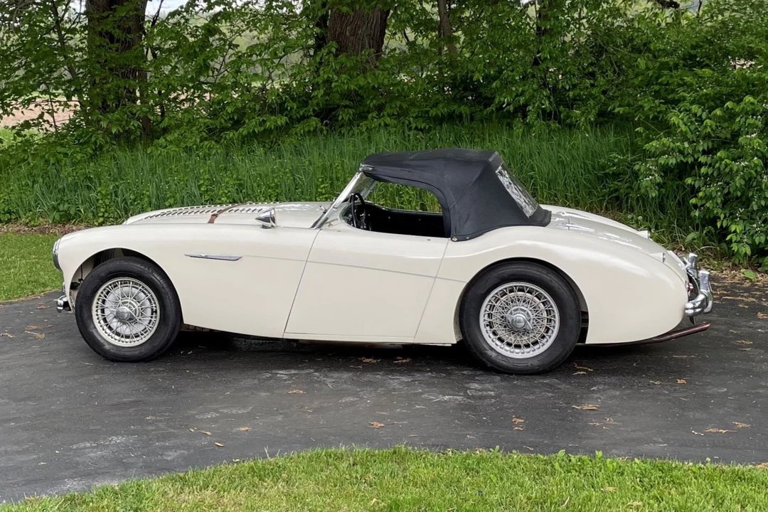 1956 Austin-Healey 100 - Image 13 of 31