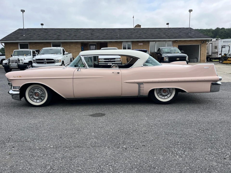 1957 Cadillac Series 62 4th Gen - Image 3 of 31