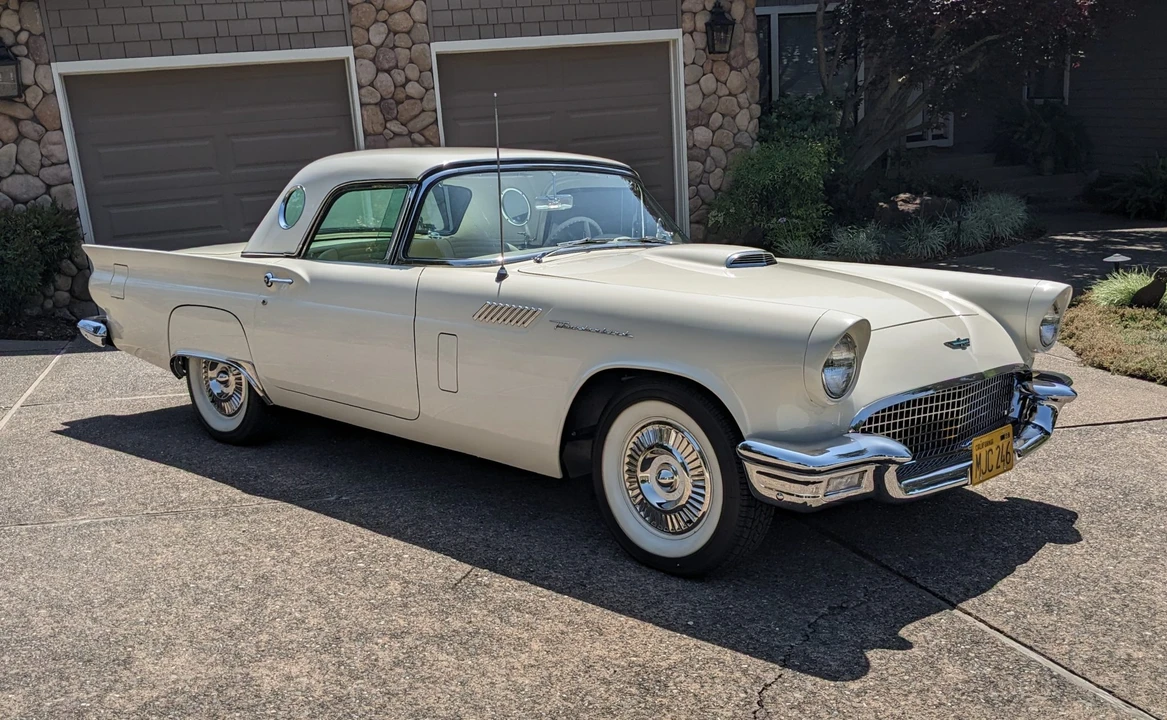 1957 Ford Thunderbird 1st Gen - Image 5 of 31
