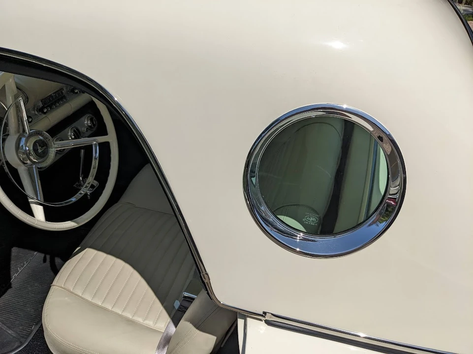 1957 Ford Thunderbird 1st Gen - Image 21 of 31