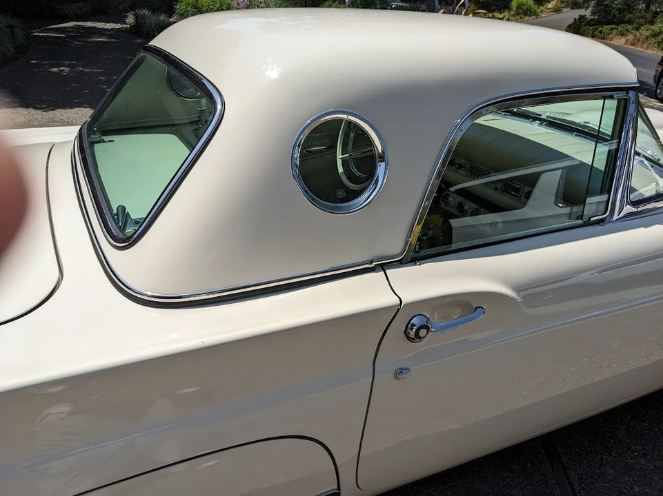 1957 Ford Thunderbird 1st Gen - Image 20 of 31