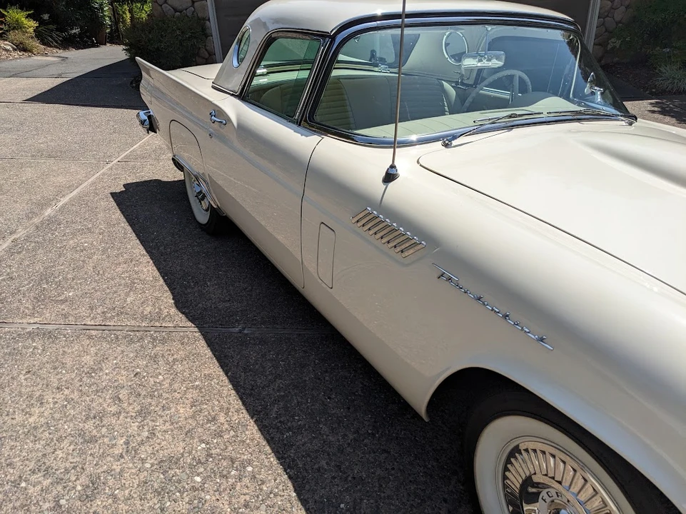 1957 Ford Thunderbird 1st Gen - Image 9 of 31