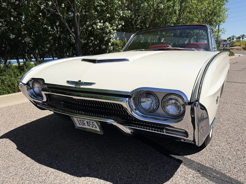 1963 Ford Thunderbird 3rd Gen - Image 2 of 31