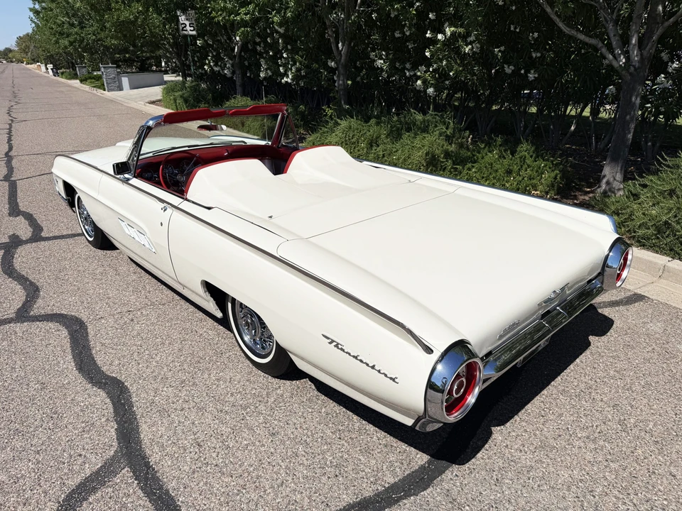 1963 Ford Thunderbird 3rd Gen - Image 15 of 31