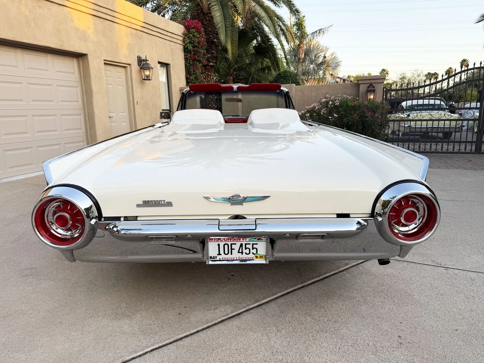 1963 Ford Thunderbird 3rd Gen - Image 24 of 31