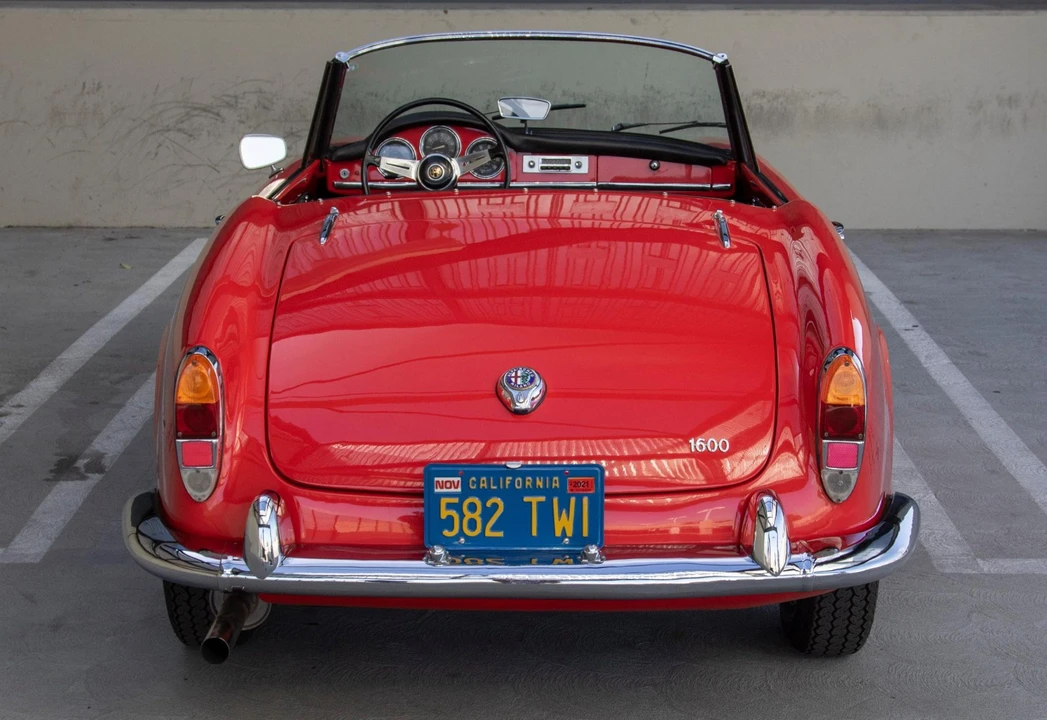 1964 Alfa Romeo Giulietta - Image 12 of 31