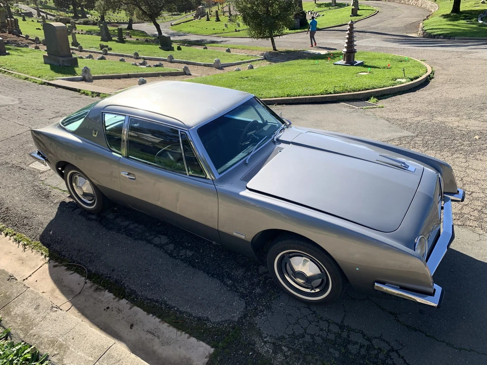 1964 Studebaker Avanti - Image 3 of 31