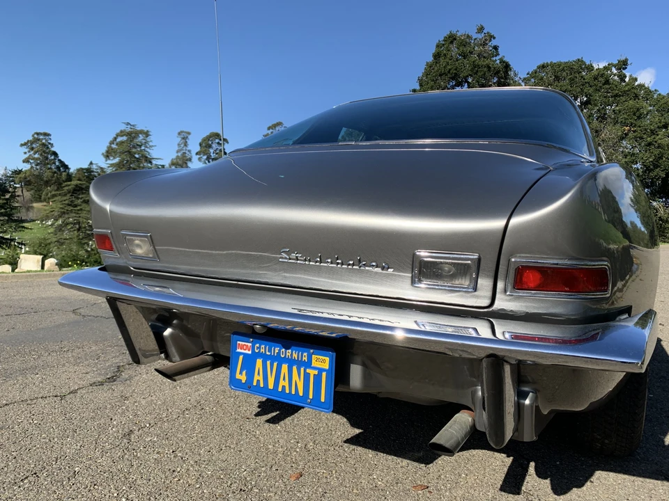 1964 Studebaker Avanti - Image 18 of 31