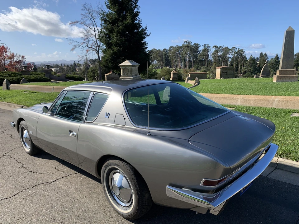 1964 Studebaker Avanti - Image 12 of 31