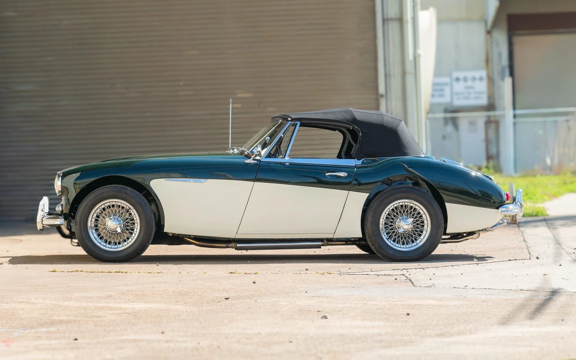 1965 Austin-Healey 3000 Mark III - Image 14 of 31