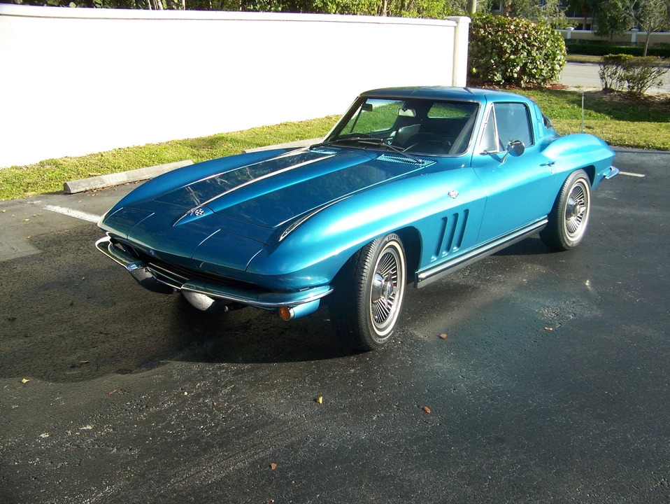 1965 Chevrolet Corvette C2 - Image 14 of 31
