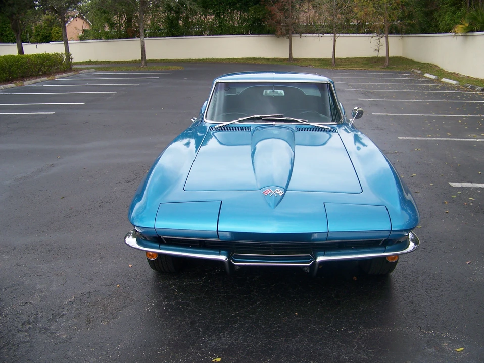 1965 Chevrolet Corvette C2 - Image 2 of 31