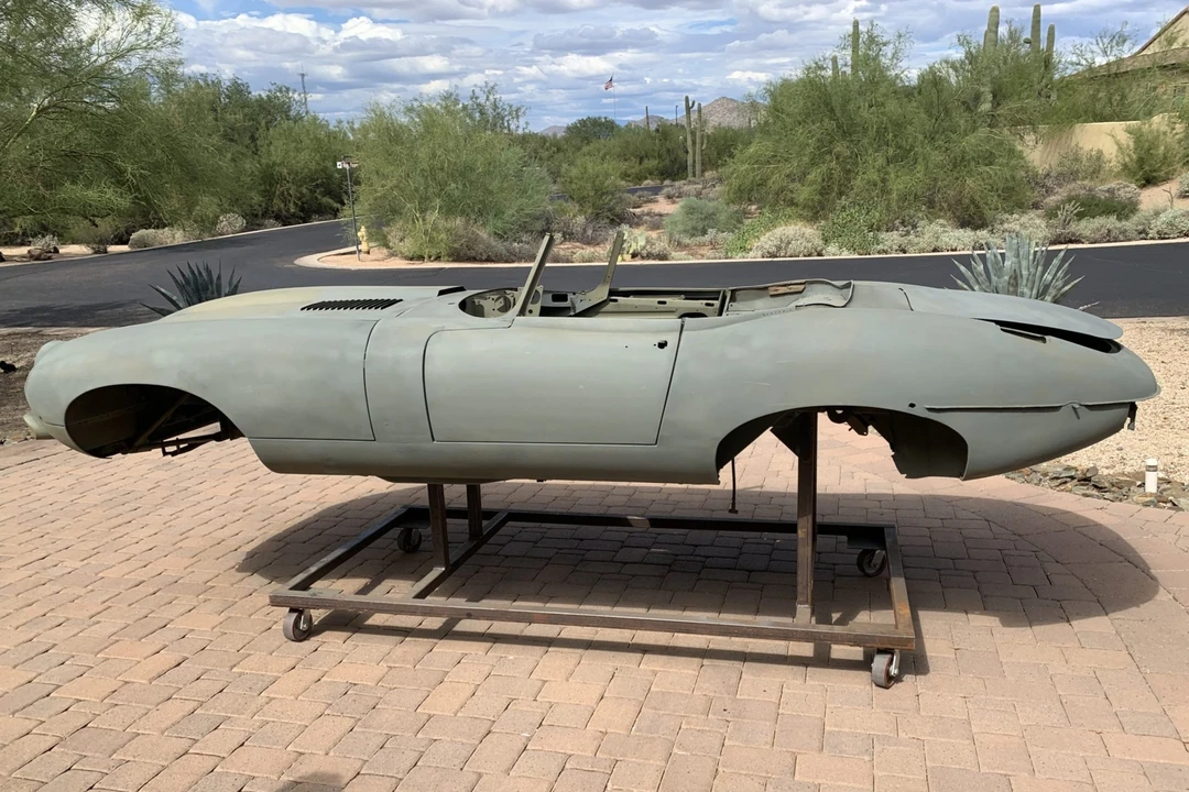 1969 Jaguar E-Type Series 2 - Image 3 of 31