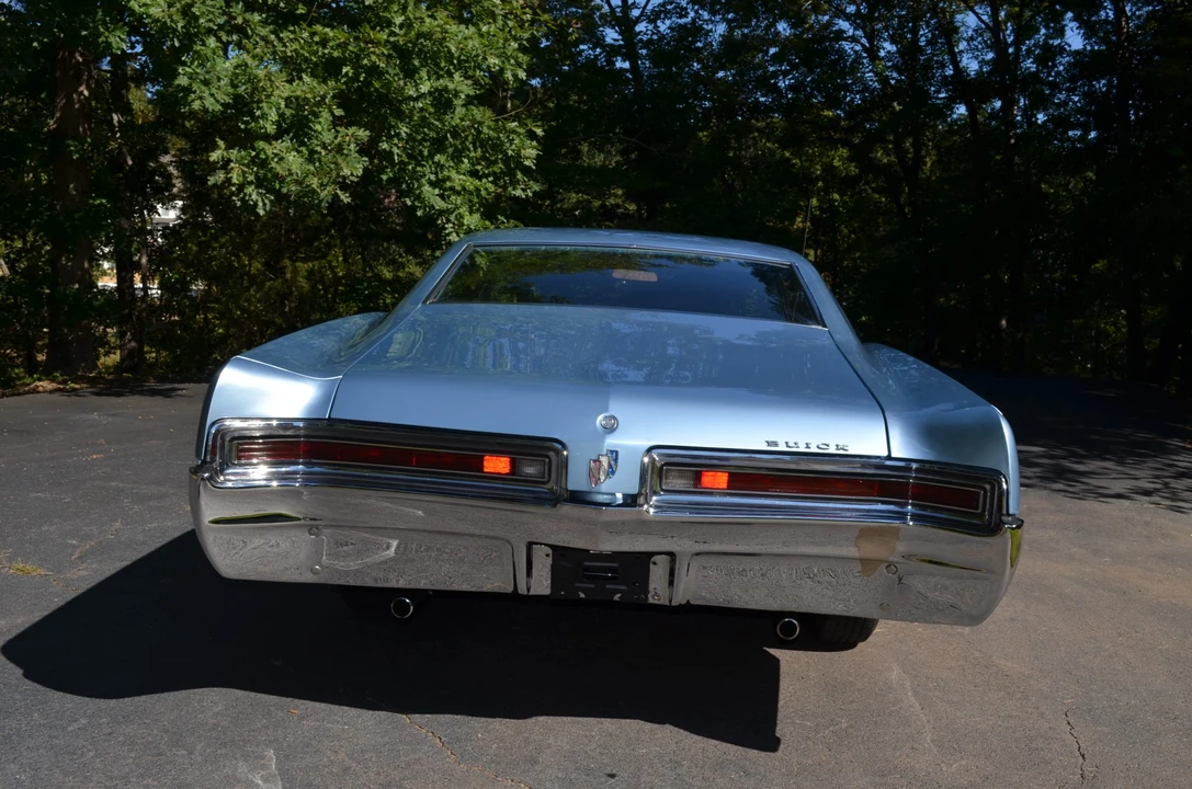 1967 Buick LeSabre - Image 10 of 31