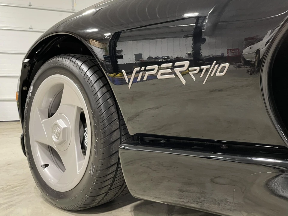 1993 Dodge Viper 1st Gen - Image 30 of 31