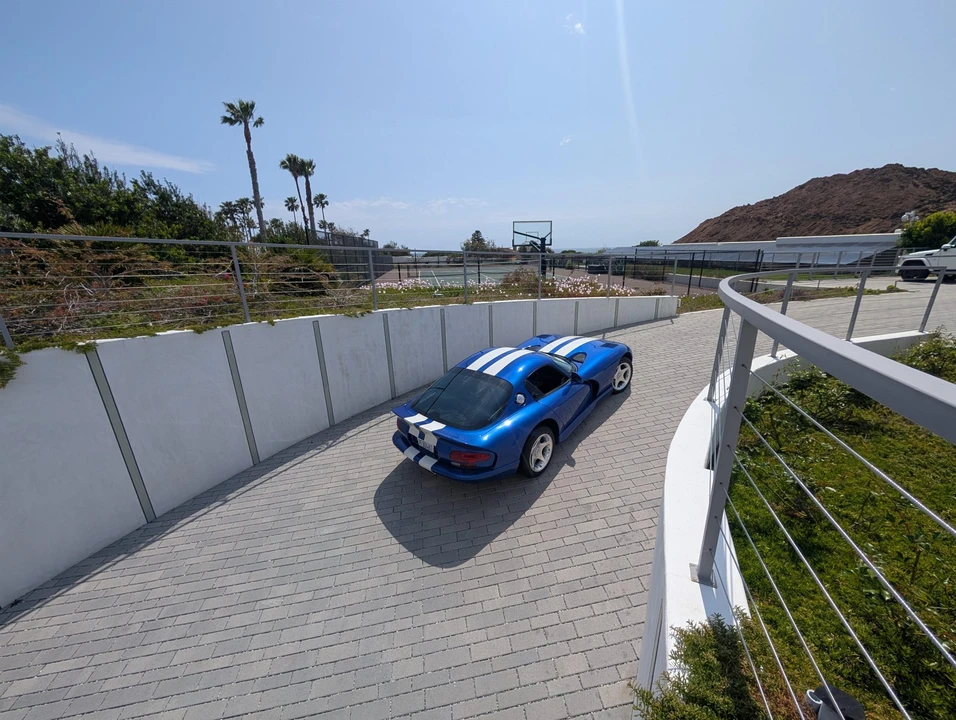 1997 Dodge Viper GTS 2nd Gen - Image 17 of 31