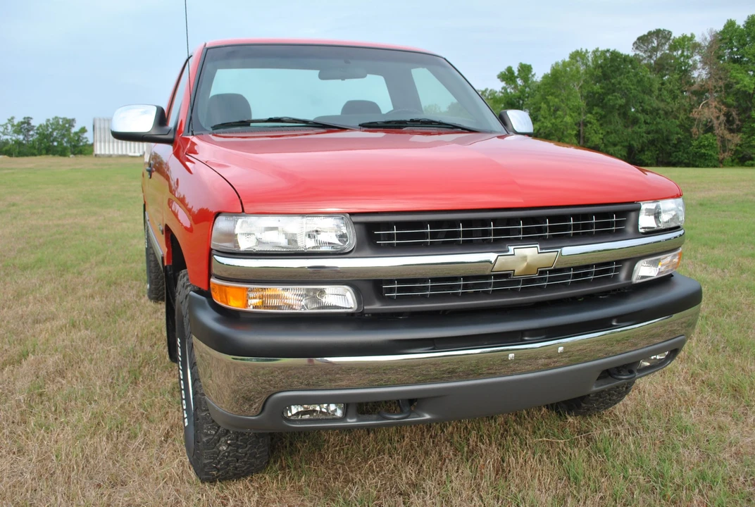 2000 Chevrolet Silverado 1st Gen - Image 15 of 31