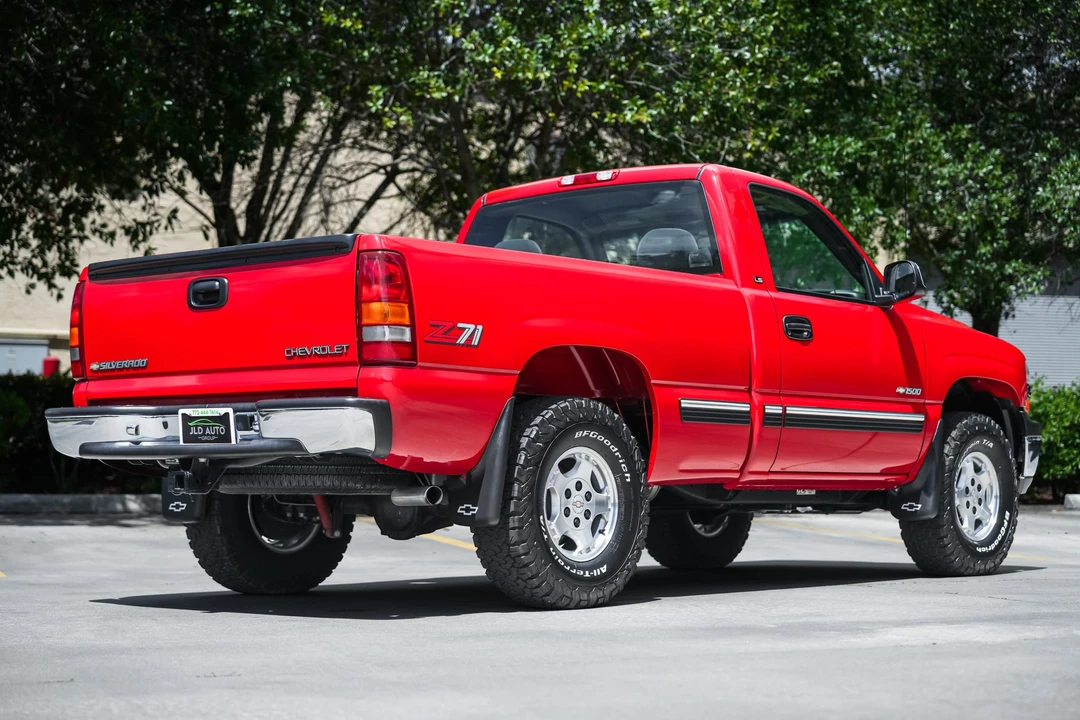 2000 Chevrolet Silverado 1st Gen - Image 17 of 31