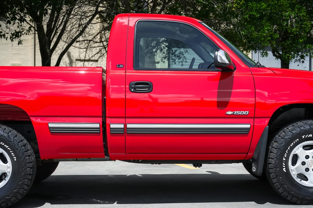 2000 Chevrolet Silverado 1st Gen - Image 30 of 31
