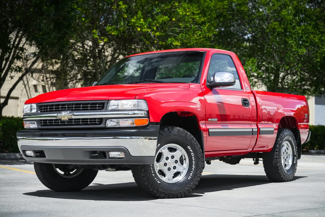 2000 Chevrolet Silverado 1st Gen - Image 3 of 31