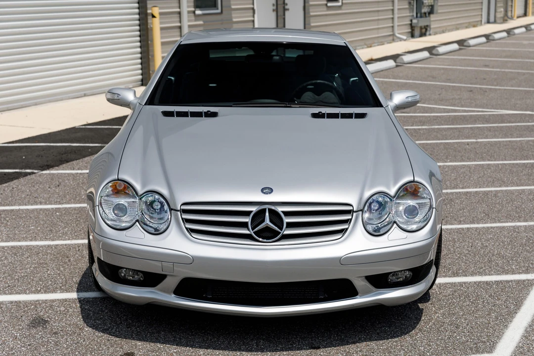 2004 Mercedes-Benz R230 SL 55 & SL 63 & SL 65 AMG - Image 2 of 31