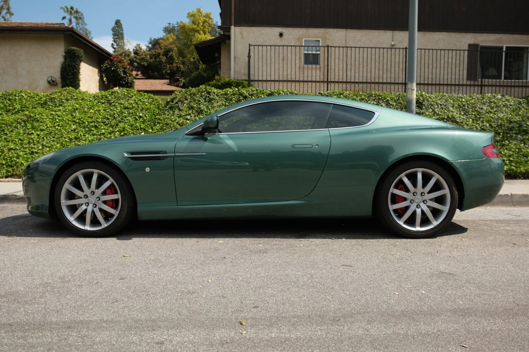 2005 Aston Martin DB9 - Image 11 of 31