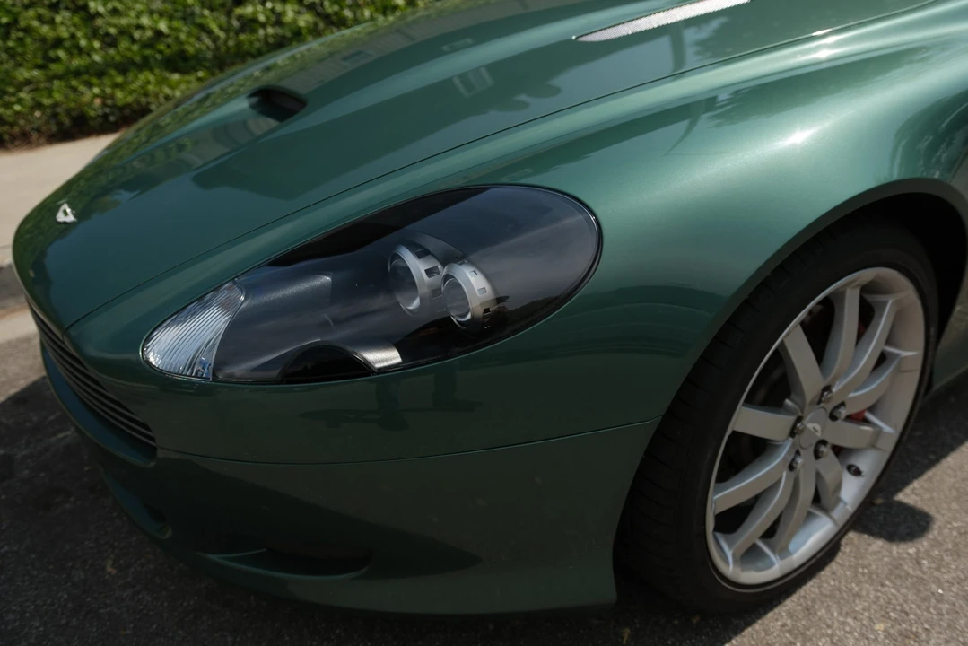 2005 Aston Martin DB9 - Image 19 of 31