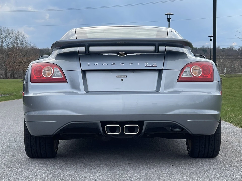 2005 Chrysler Crossfire - Image 26 of 31