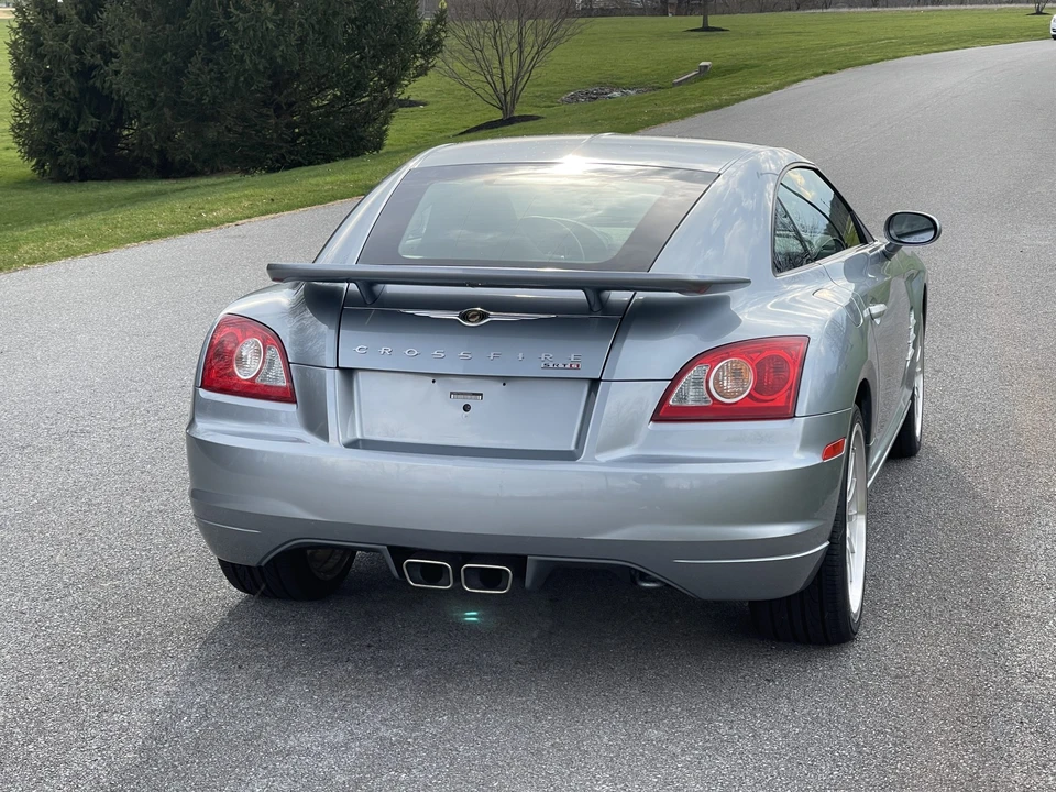 2005 Chrysler Crossfire - Image 25 of 31