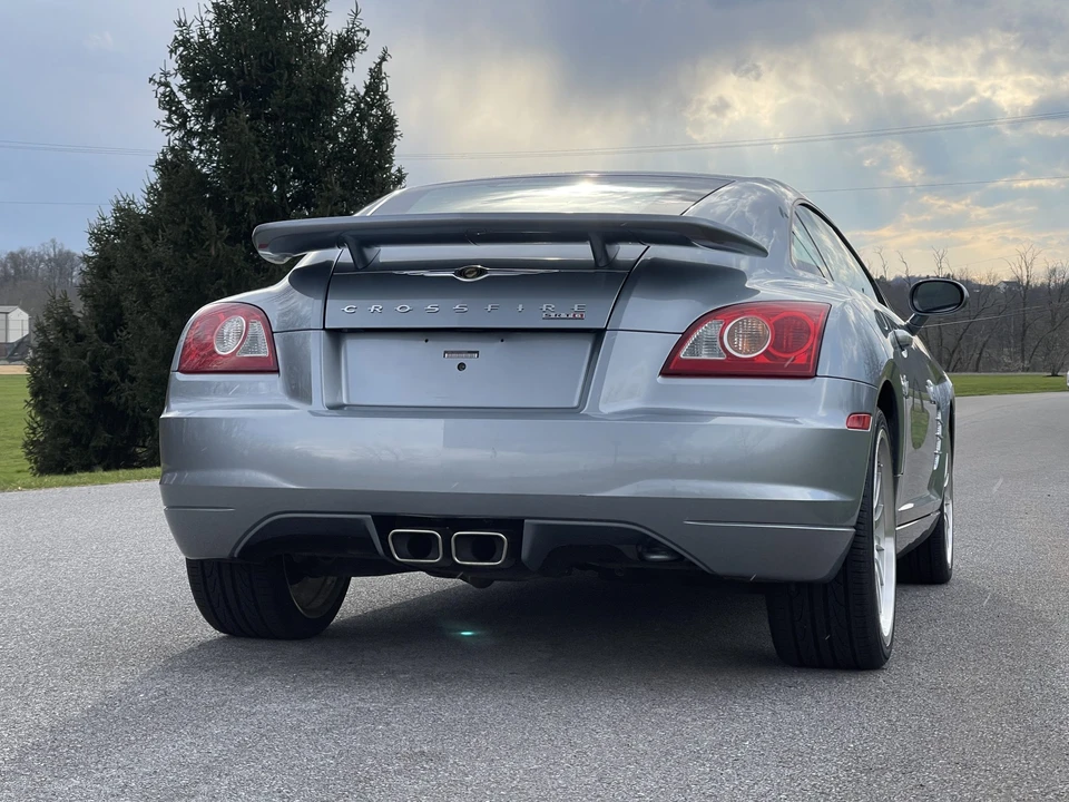 2005 Chrysler Crossfire - Image 24 of 31