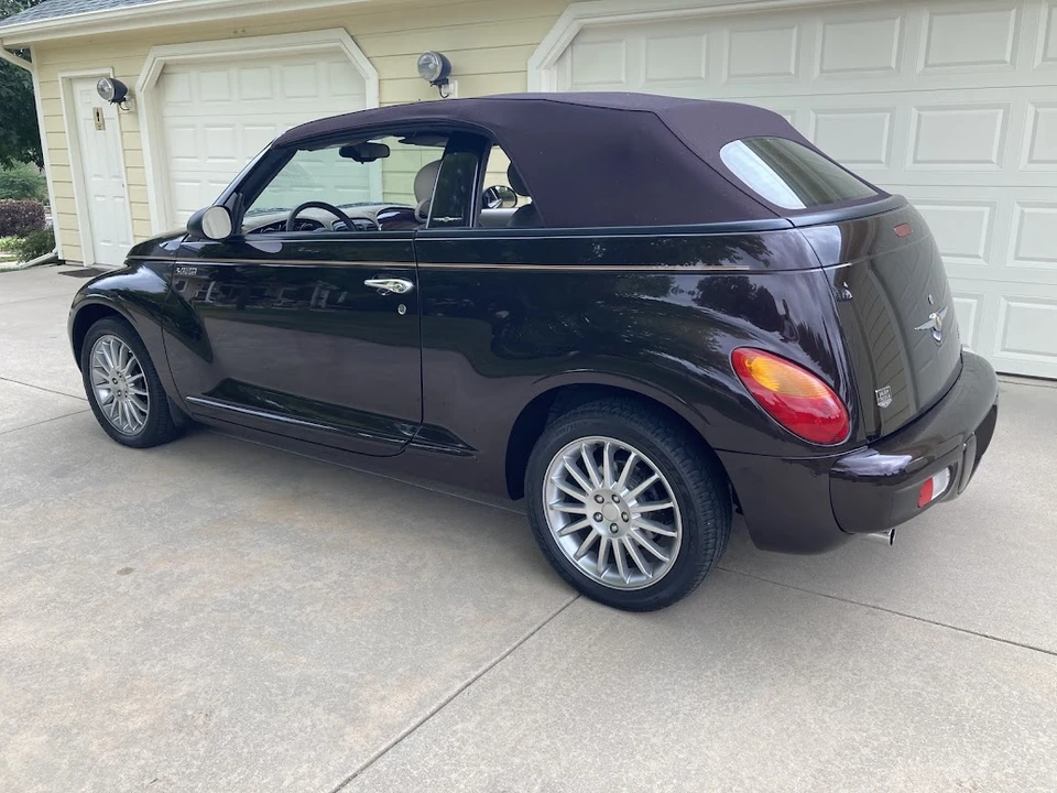2005 Chrysler PT Cruiser - Image 2 of 31