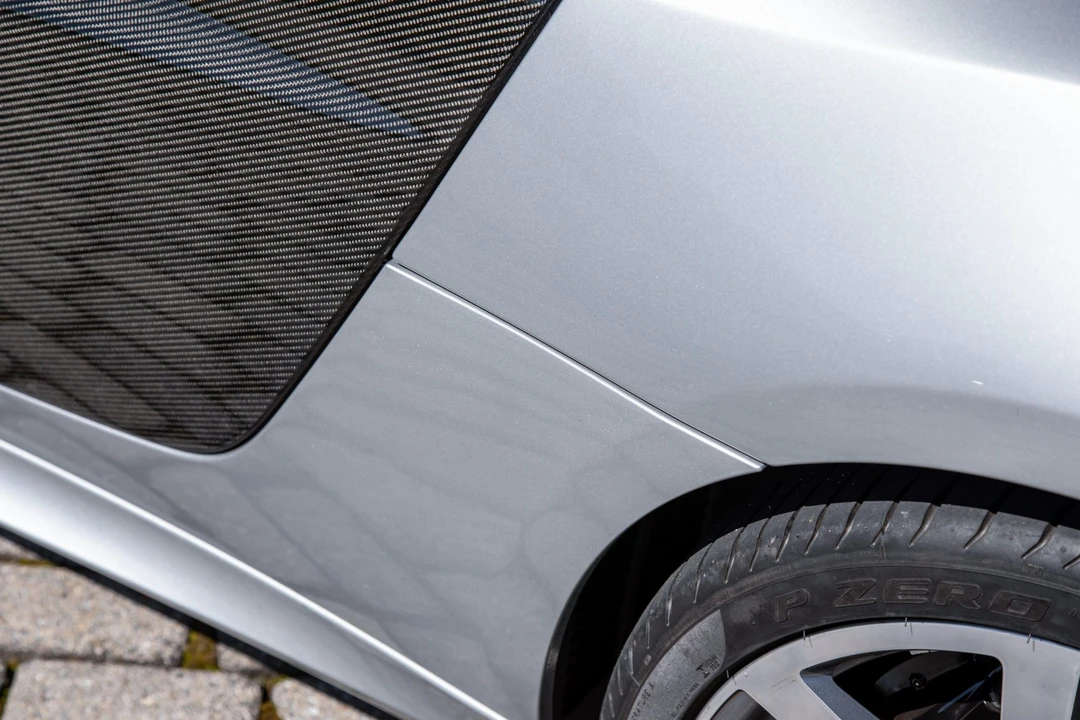 2010 Audi 42 R8 - Image 28 of 31
