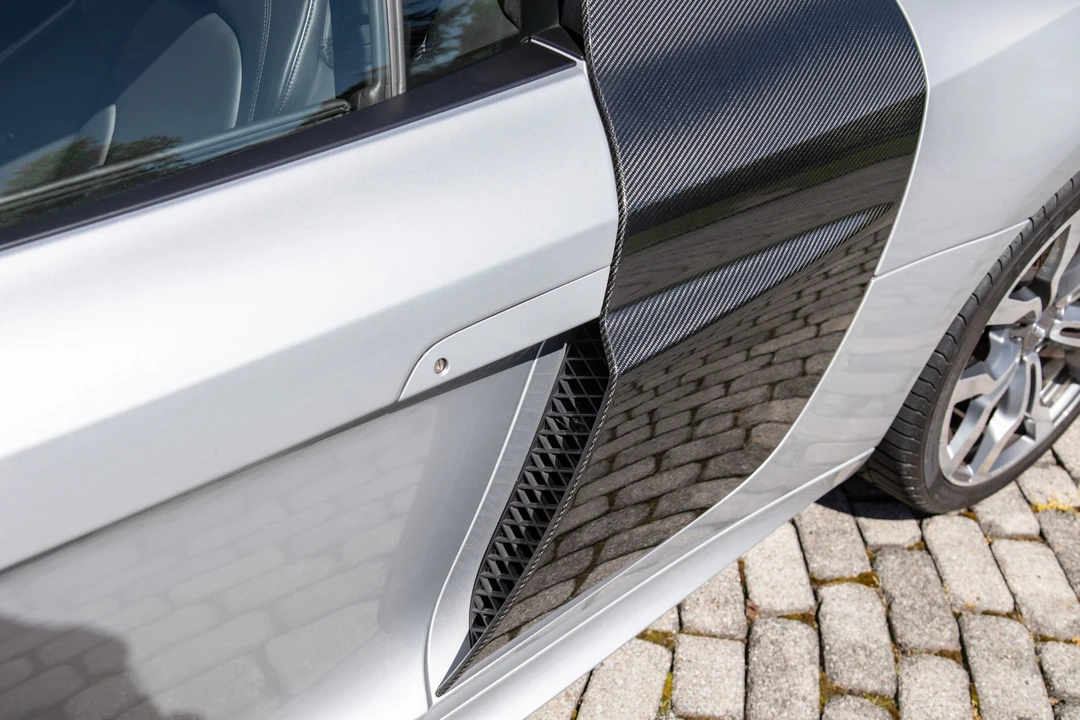 2010 Audi 42 R8 - Image 27 of 31