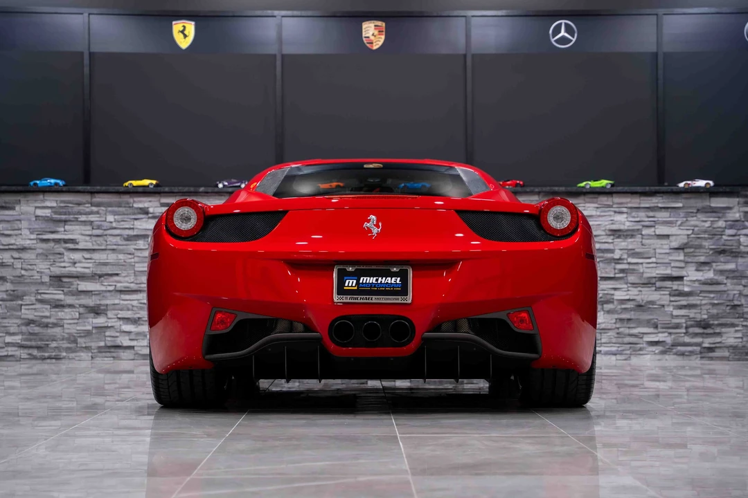 2014 Ferrari 458 Italia - Image 30 of 31