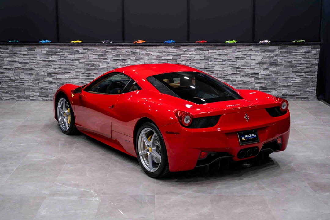 2014 Ferrari 458 Italia - Image 26 of 31