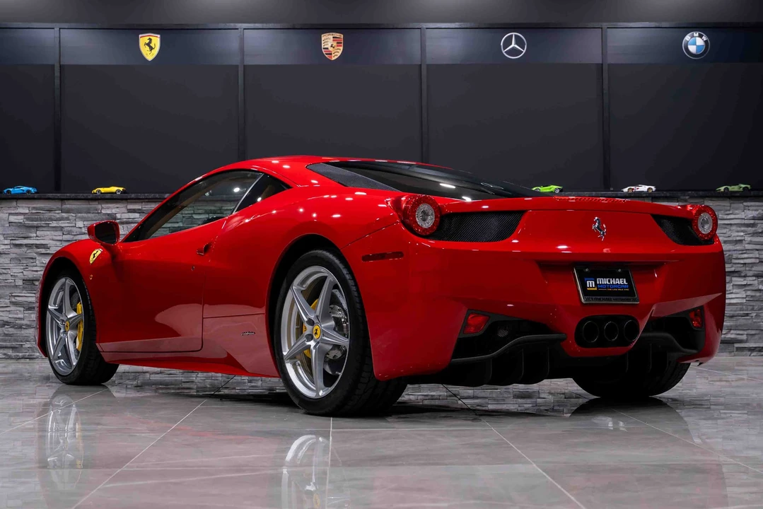 2014 Ferrari 458 Italia - Image 27 of 31