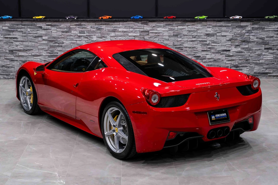 2014 Ferrari 458 Italia - Image 29 of 31