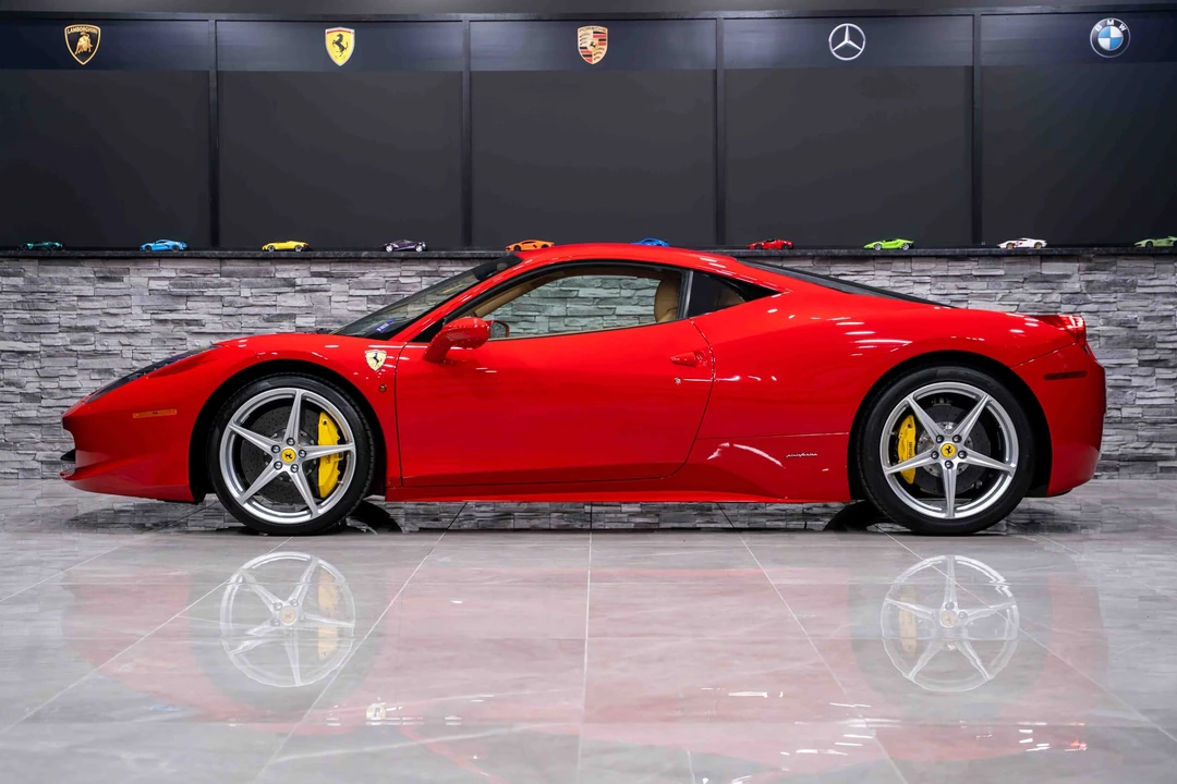 2014 Ferrari 458 Italia - Image 18 of 31