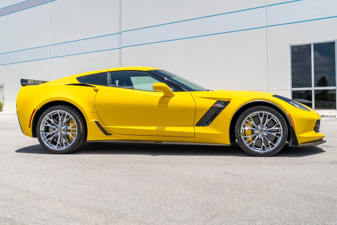 2015 Chevrolet Corvette C7 Z06 - Image 4 of 31
