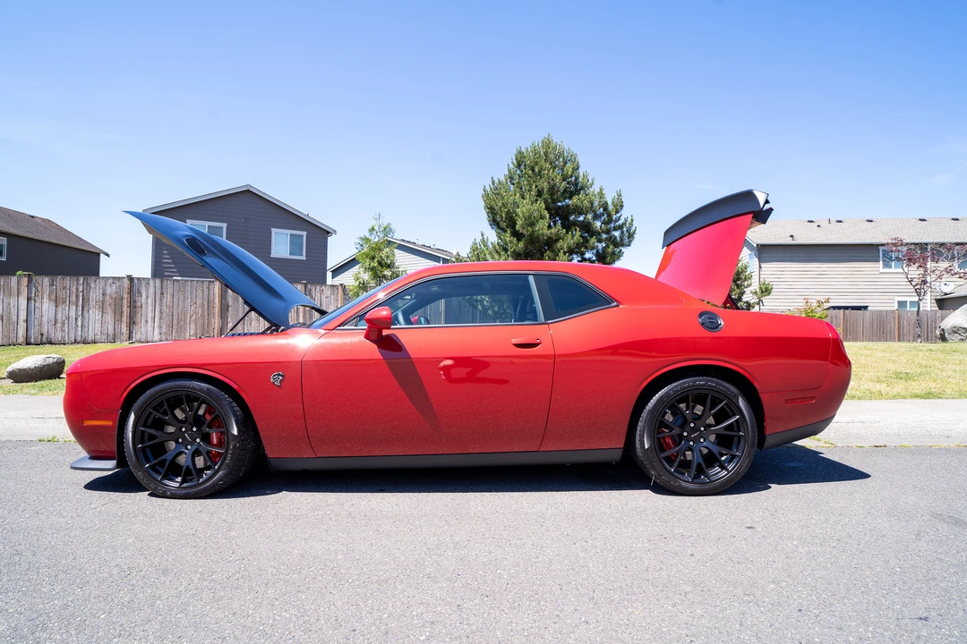 2015 Dodge Challenger SRT Hellcat 3rd Gen - Image 16 of 31
