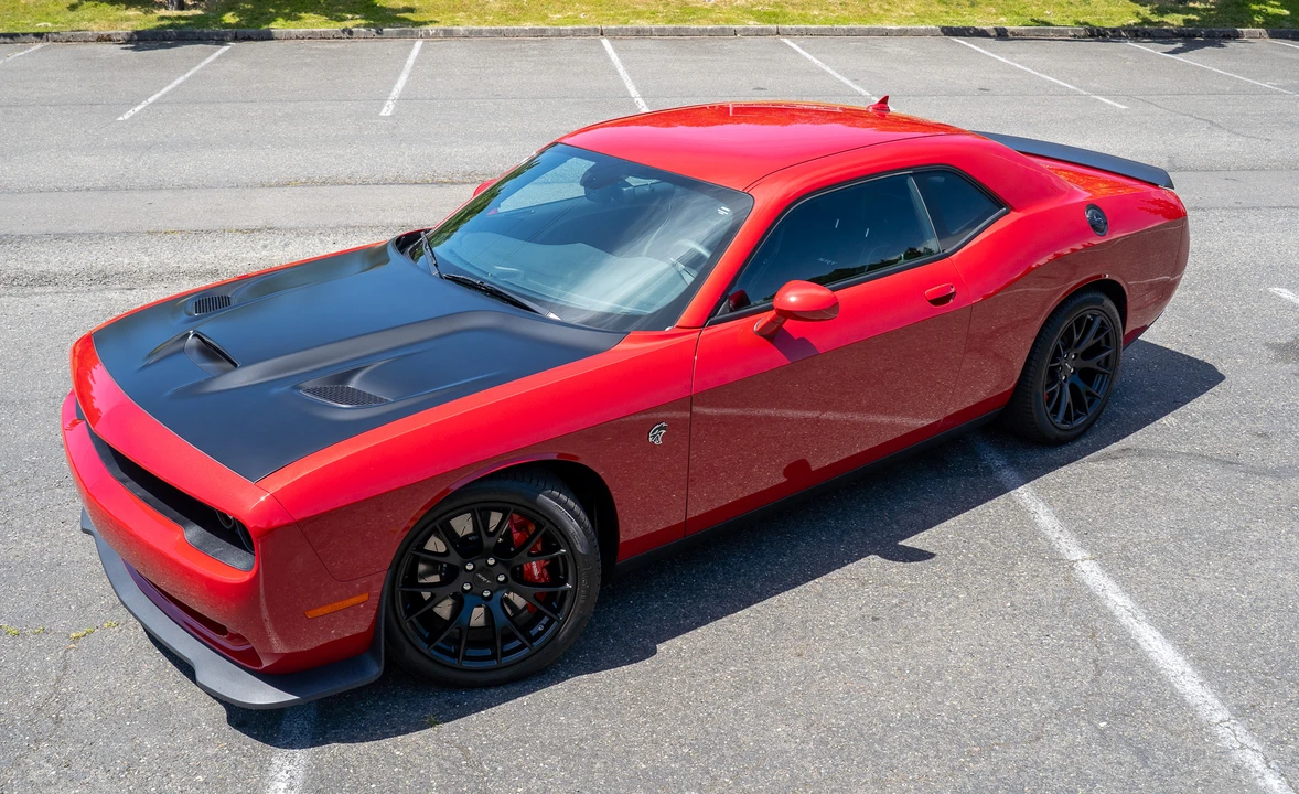 2015 Dodge Challenger SRT Hellcat 3rd Gen - Image 2 of 31