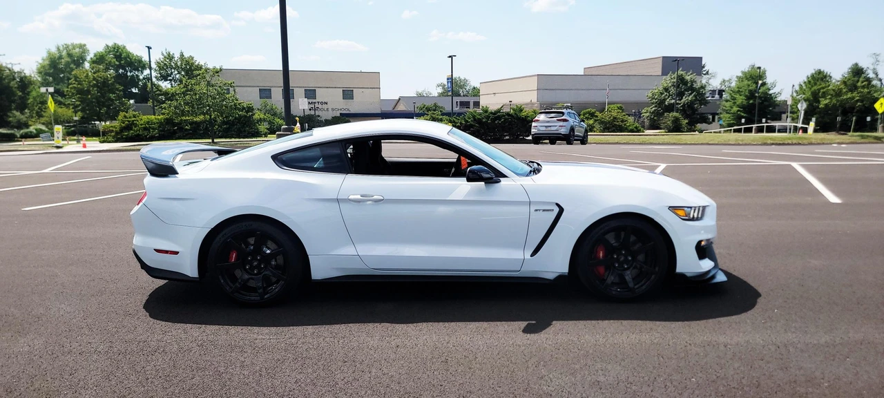 2016 Ford S550 Shelby Mustang GT350R - Image 21 of 31