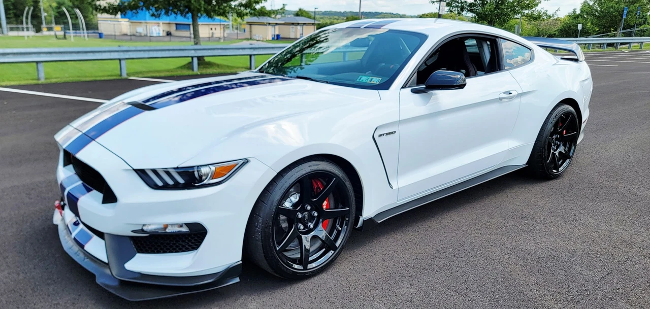 2016 Ford S550 Shelby Mustang GT350R - Image 5 of 31