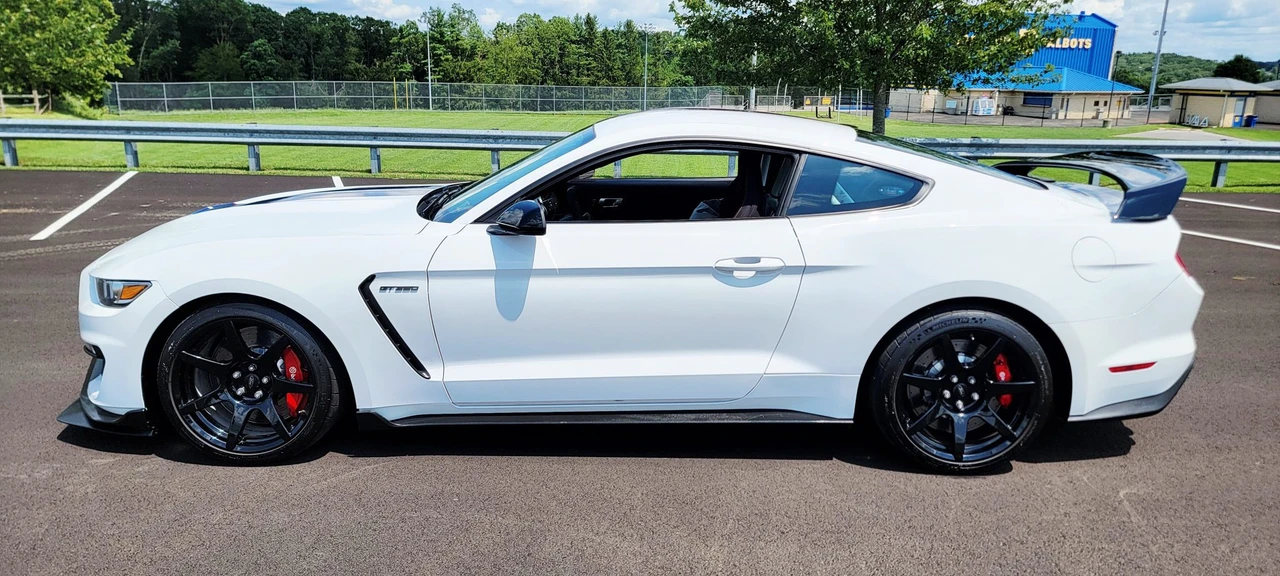 2016 Ford S550 Shelby Mustang GT350R - Image 9 of 31
